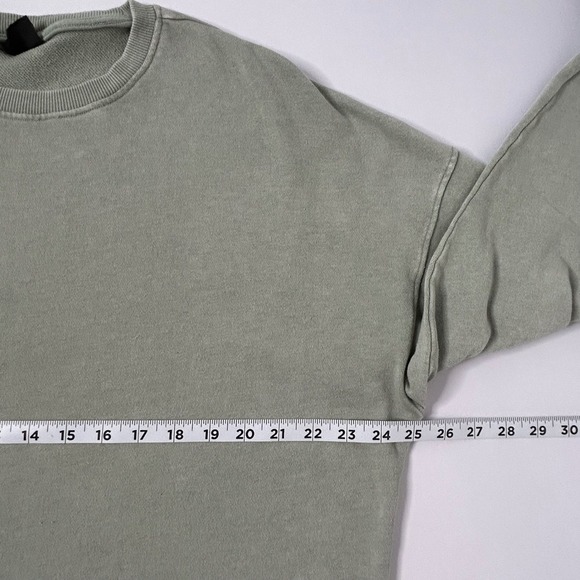 No Boundaries Women's Sage Green Crew Neck Long Sleeve Pullover Sweatshirt Large - Picture 5 of 8